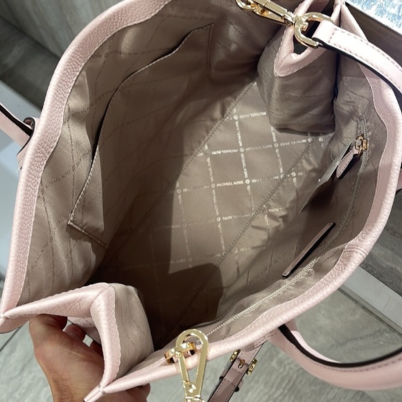Michael Kors Medium Mirella 35S2G7ZT7L Tote Bag 
Powder Blush Multi
NWT - Picture 11 of 16